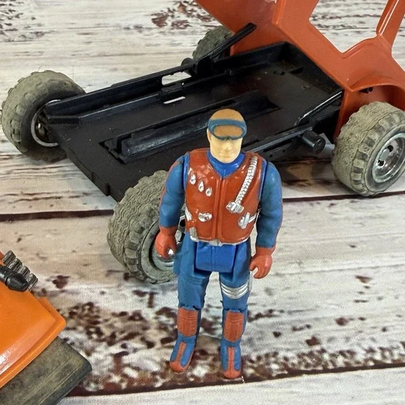 Kenner M.A.S.K. Mask Gator Off Road Vehicle With Hydroplane Boat Driver *Read* - Picture 2 of 12